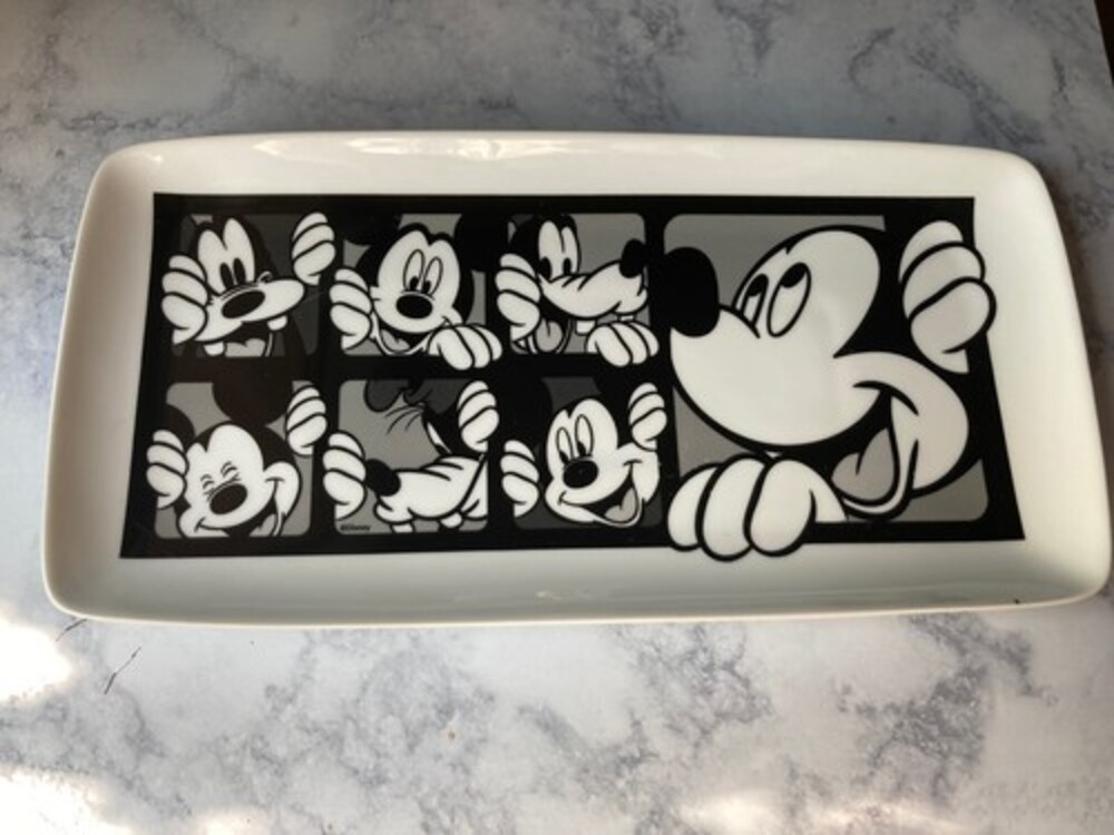 Disney Mickey Mouse & Goofy Ceramic Porcelain Plate/tray NEW